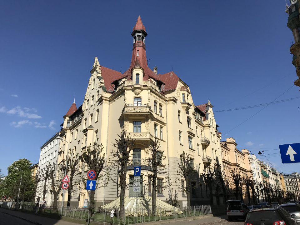 Edificio in stile Art Nouveau in Alberta Iela a Riga, patrimonio UNESCO e una delle vie più famose per l’architettura jugendstil della capitale lettone.